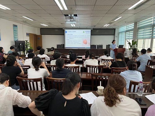 以学促练强技能 护理培训提能力