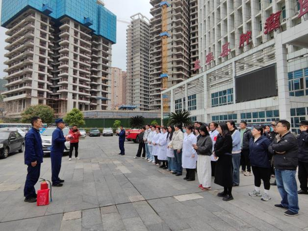 盐亭县肿瘤医院开展消防应急疏散演练筑牢安全“防火墙”